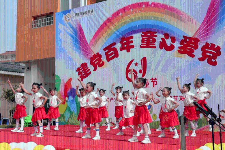 美媒：OpenAI首席执行官正与全球投资者洽谈，开始筹划自己制造芯片